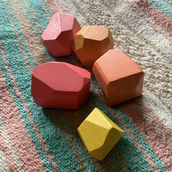 Lovevery stacking balance blocks - Picture 3 of 3